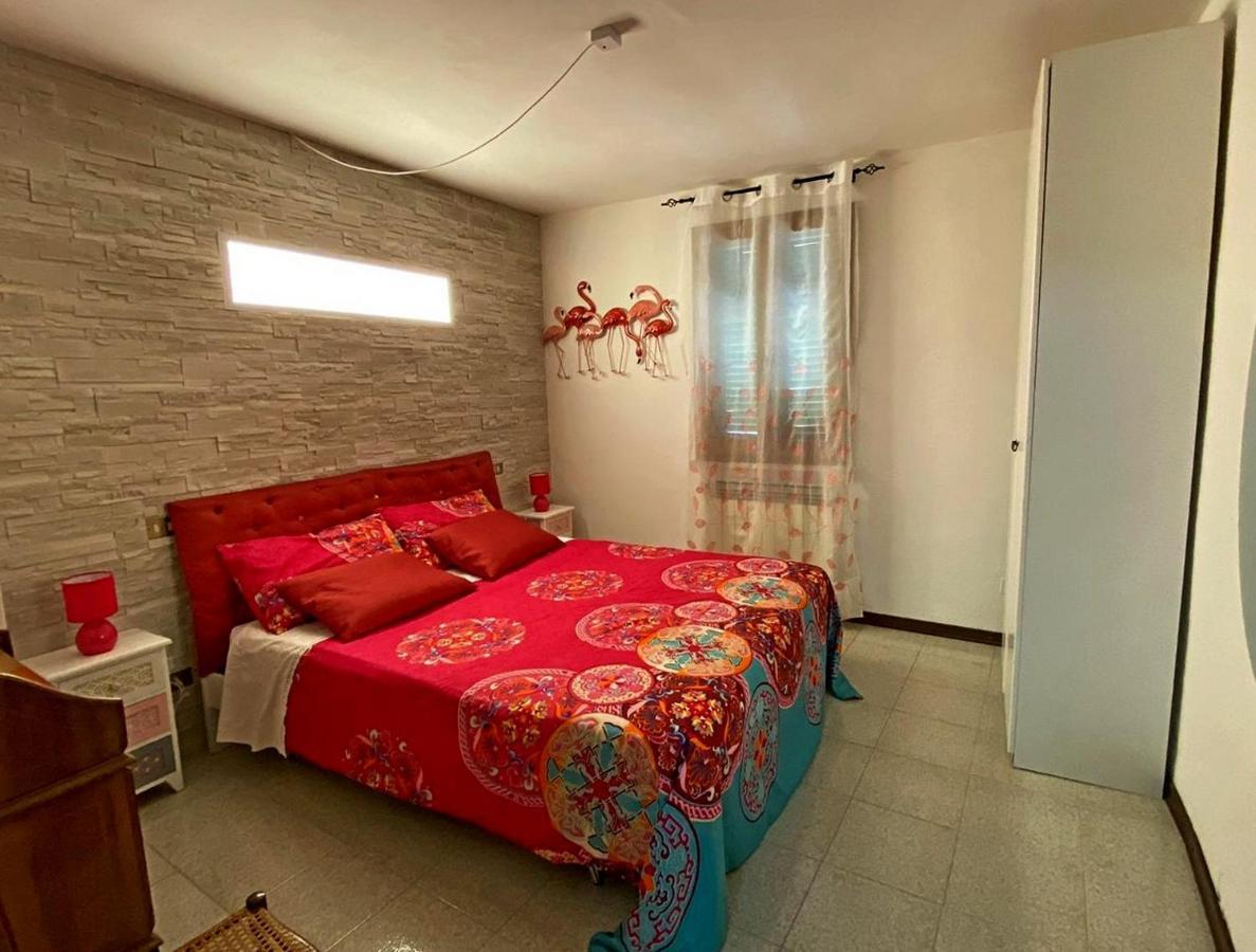 卡斯泰洛城La Casa Colorata公寓 外观 照片